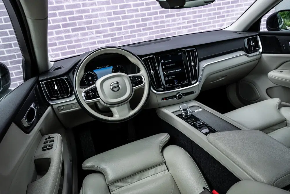 Volvo S60 2.0 B4 Plus Bright uit 2022, foto 11