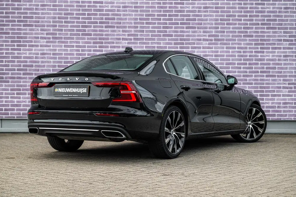 Volvo S60 2.0 B4 Plus Bright uit 2022, foto 2