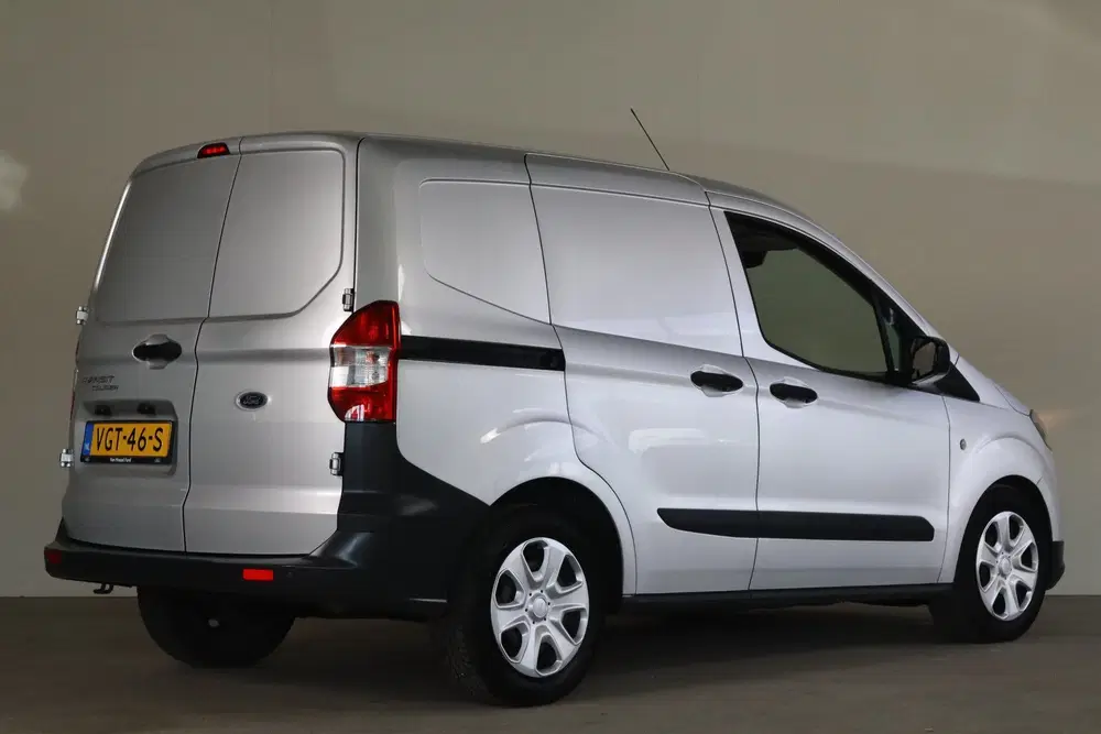 Ford Transit Courier 1.5 TDCI Trend Duratorq S&S NL-Auto Na uit 2020, foto 3