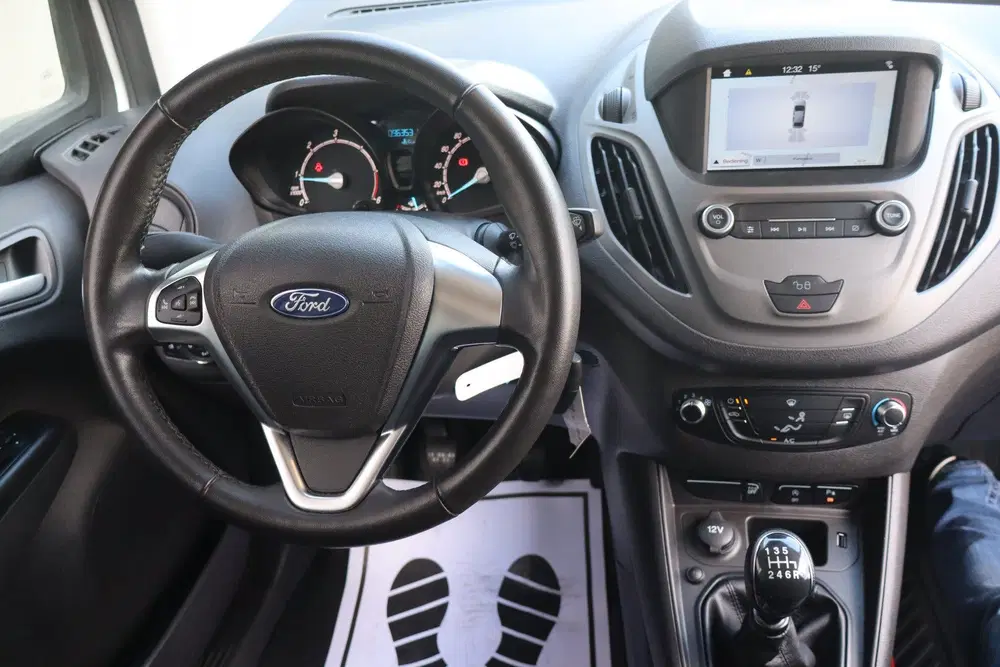 Ford Transit Courier 1.5 TDCI Trend Duratorq S&S NL-Auto Na uit 2020, foto 4