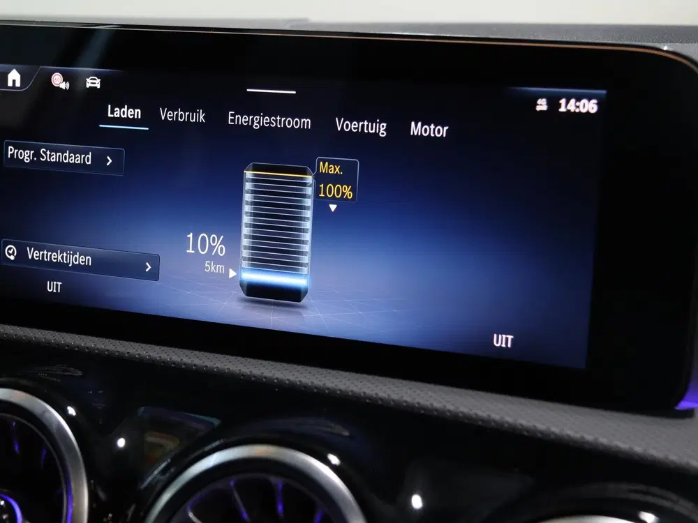 Mercedes-Benz A-Klasse 250e Business Solution AMG uit 2026, foto 15
