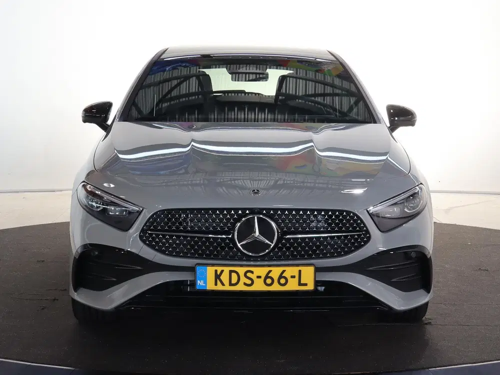 Mercedes-Benz A-Klasse 250e Business Solution AMG uit 2026, foto 4