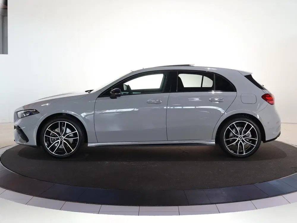 Mercedes-Benz A-Klasse 250e Business Solution AMG uit 2026, foto 6