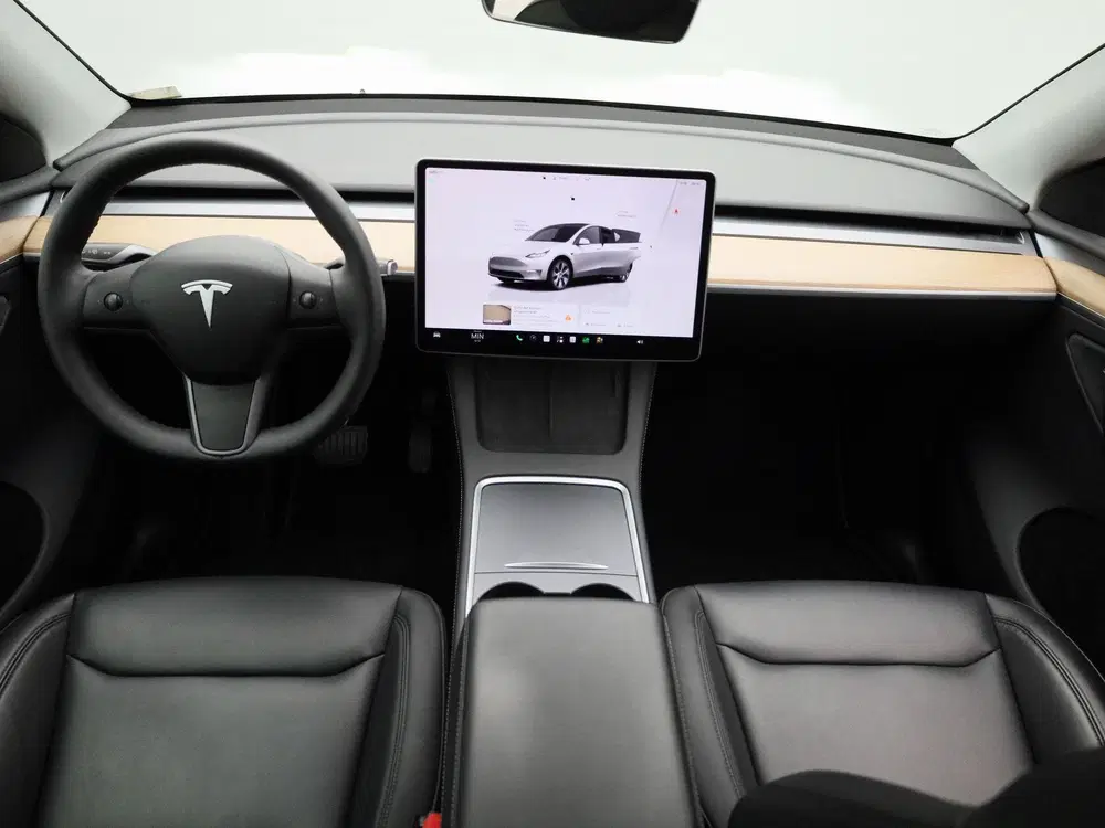 Tesla Model Y Long Range AWD 75 kWh uit 2023, foto 9