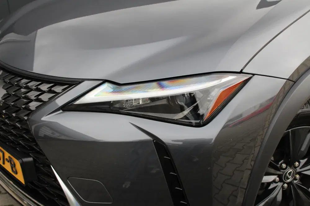 Lexus UX 250h uit 2024, foto 6