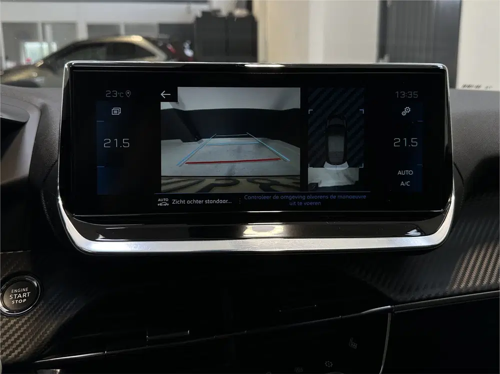 Peugeot 208 1.2 PureTech Allure Pack Automaat uit 2021, foto 14