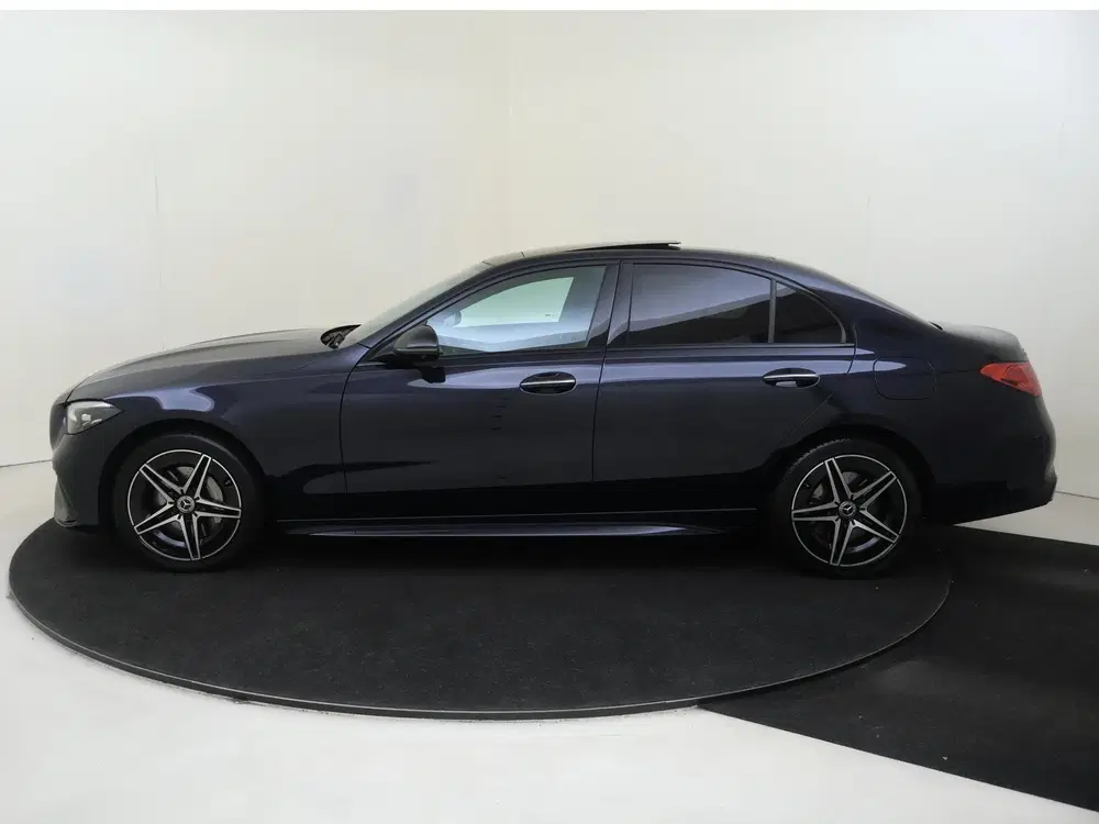 Mercedes-Benz C-Klasse 300 e AMG Line uit 2023, foto 8