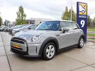 Mini One 1.5 One Essential Stoelvw uit 2021