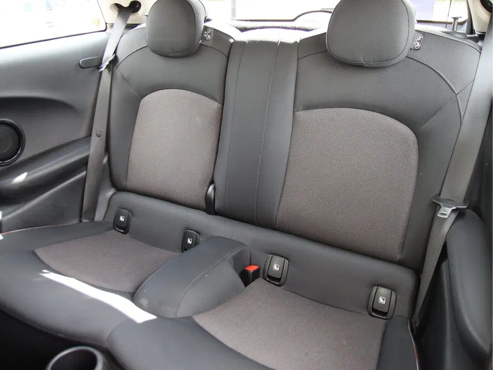 Mini One 1.5 One Essential Stoelvw uit 2021, foto 12