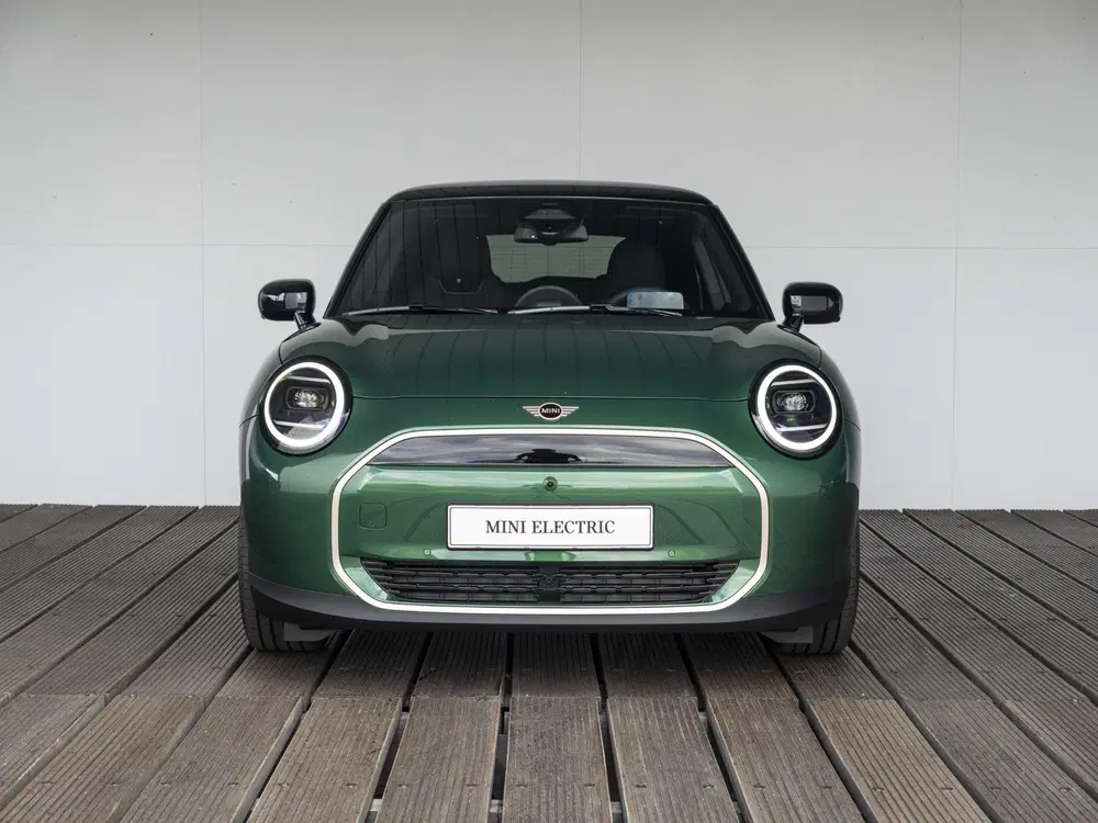 Mini Cooper Cooper E Favoured uit 2026, foto 5