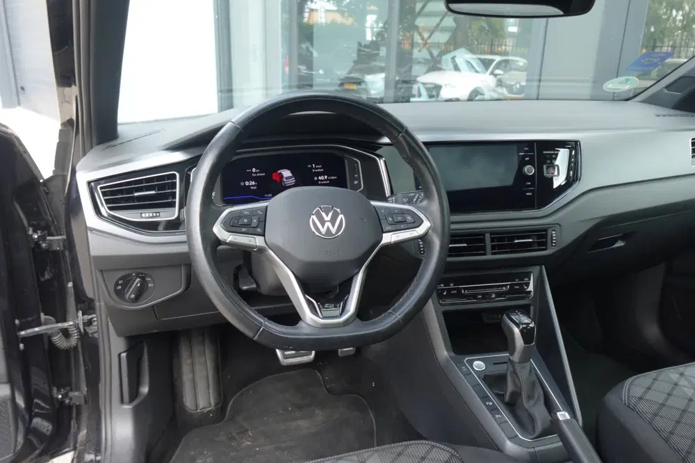 Volkswagen Taigo 1.5 TSI R-Line PANO CAMERA ACC VOL uit 2022, foto 5