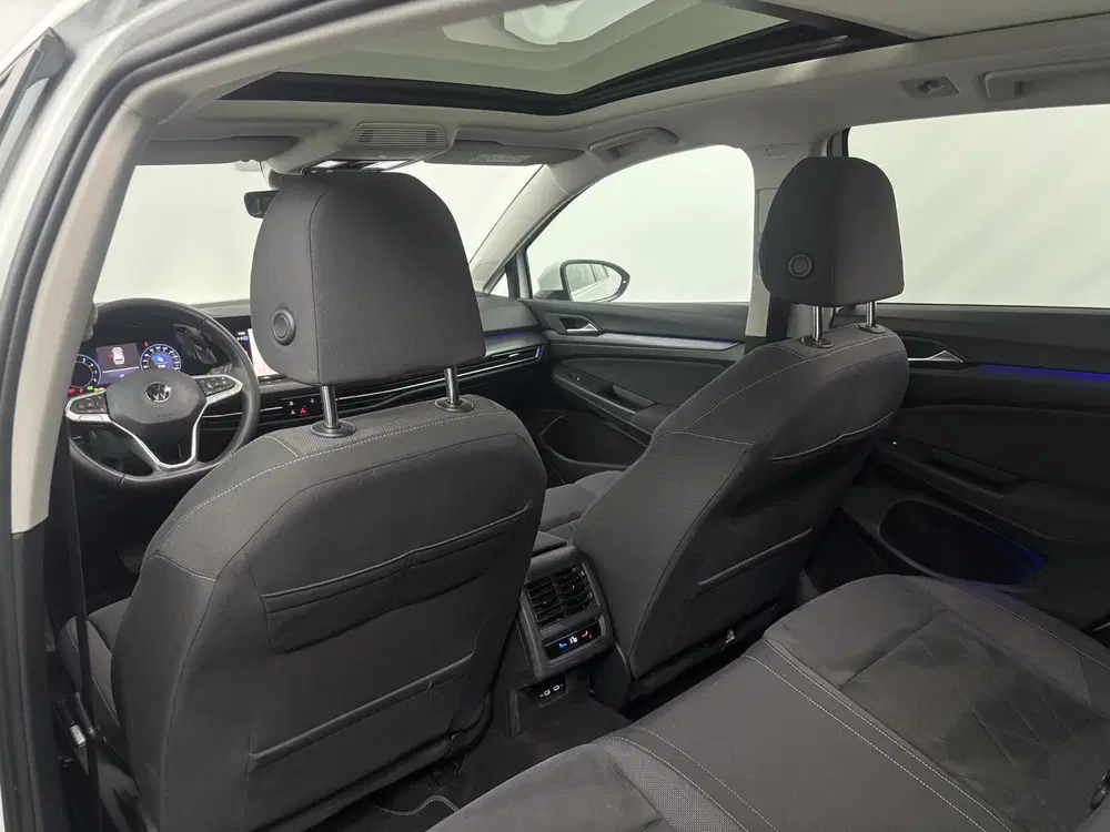 Volkswagen Golf 1.5 eTSI Style uit 2021, foto 11