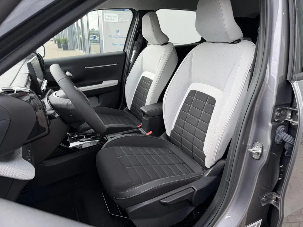 Citroën C3 Citroen C3 1.2 Hybrid 110pk Max uit 2025, foto 9