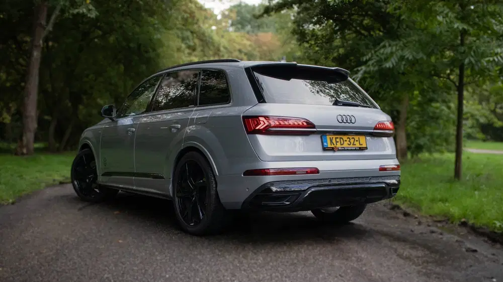 Audi Q7 60 TFSI e quattro Competition uit 2021, foto 10