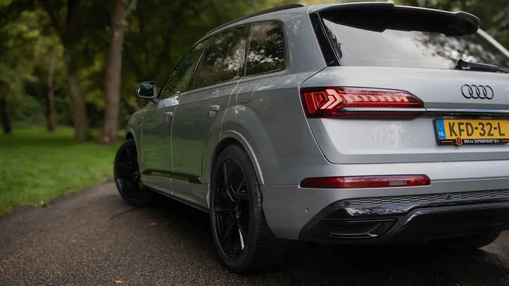 Audi Q7 60 TFSI e quattro Competition uit 2021, foto 11