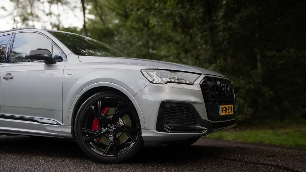 Audi Q7 60 TFSI e quattro Competition uit 2021, foto 4