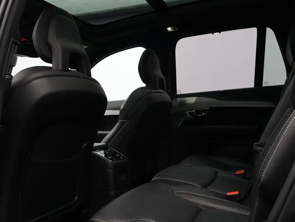 Volvo XC90 2.0 T8 Recharge AWD R-Design uit 2021, foto 8