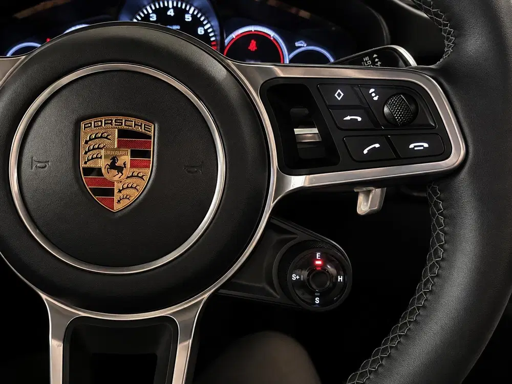 Porsche Cayenne Cayenne Coupé 3.0 E-Hybrid Keramisch l bos uit 2020, foto 3