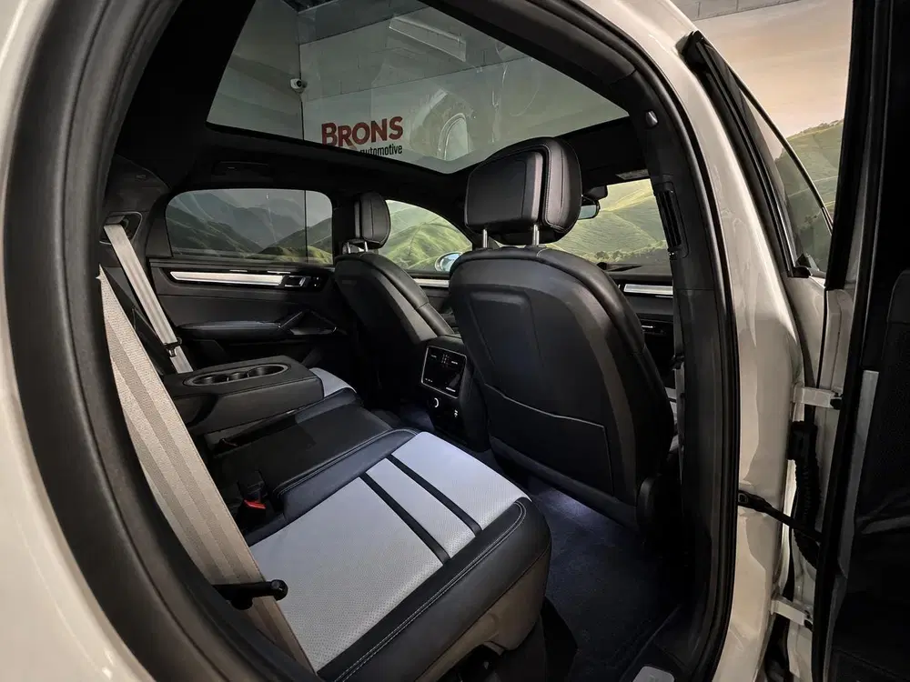 Porsche Cayenne Cayenne Coupé 3.0 E-Hybrid Keramisch l bos uit 2020, foto 6