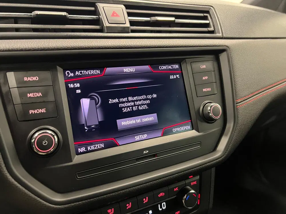 SEAT Arona 1.0 TSI FR Business Intense uit 2019, foto 11
