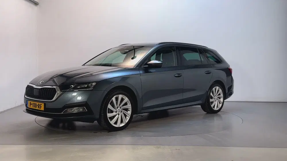 Skoda Octavia 1.5 e-TSI 150pk DSG Business Edition Plu uit 2021, foto 8