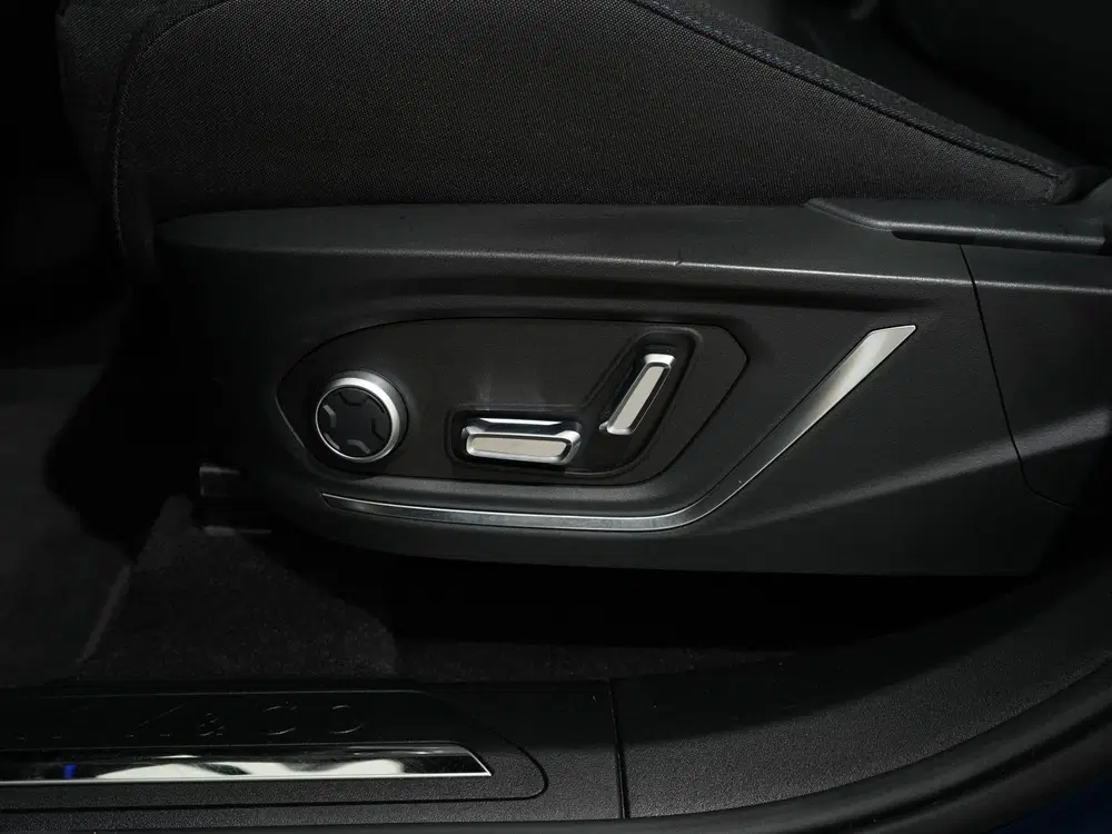 Lynk & Co 01 1.5 PLUG-IN HYBRID 261PK AUT7 uit 2025, foto 15