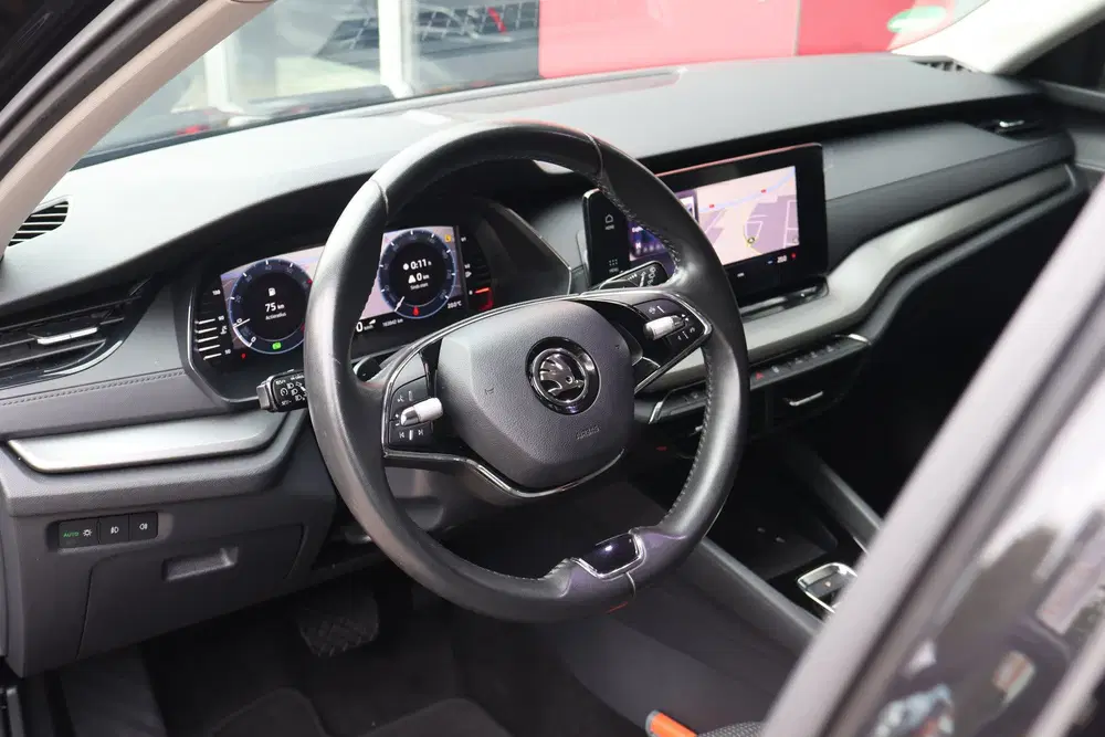 Skoda Octavia 1.0 e-TSI Business Edition uit 2023, foto 6