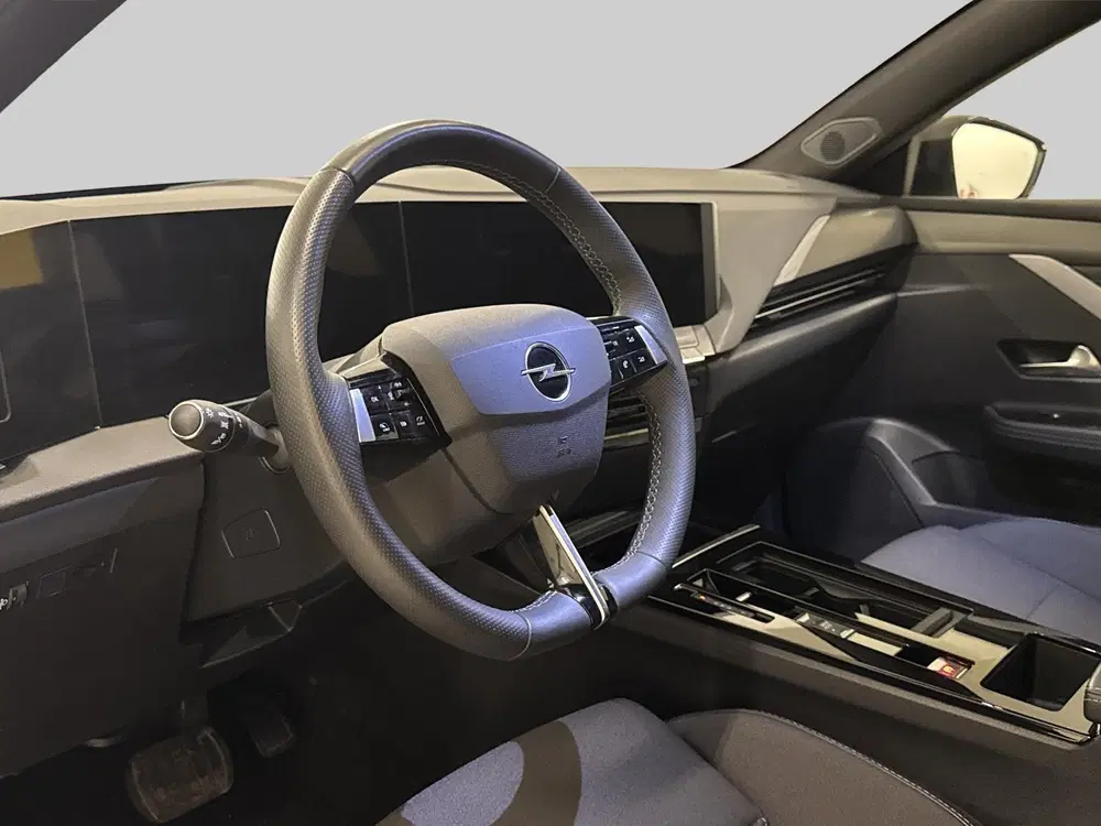 Opel Astra 1.2 Turbo Hybrid GS uit 2025, foto 4