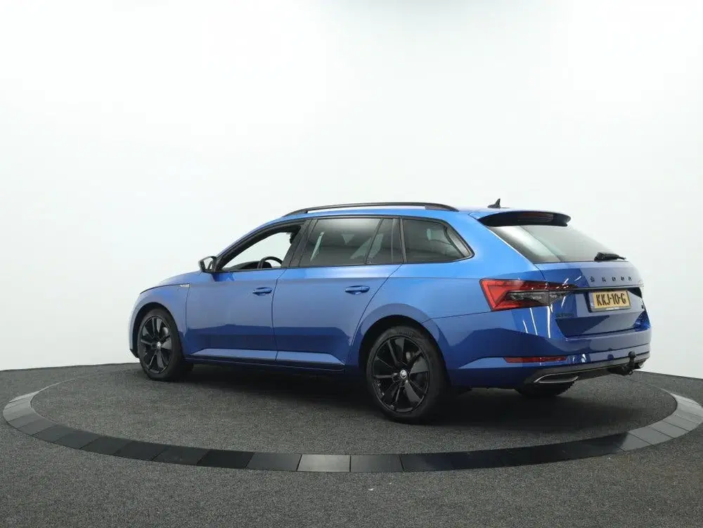 Skoda Superb 1.4 TSI iV Sportline Business uit 2020, foto 10