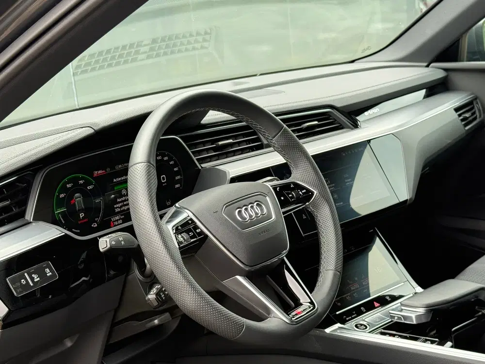 Audi Q8 e-tron S-LINE QUATRRO 95 kWh 94% PANO uit 2024, foto 11