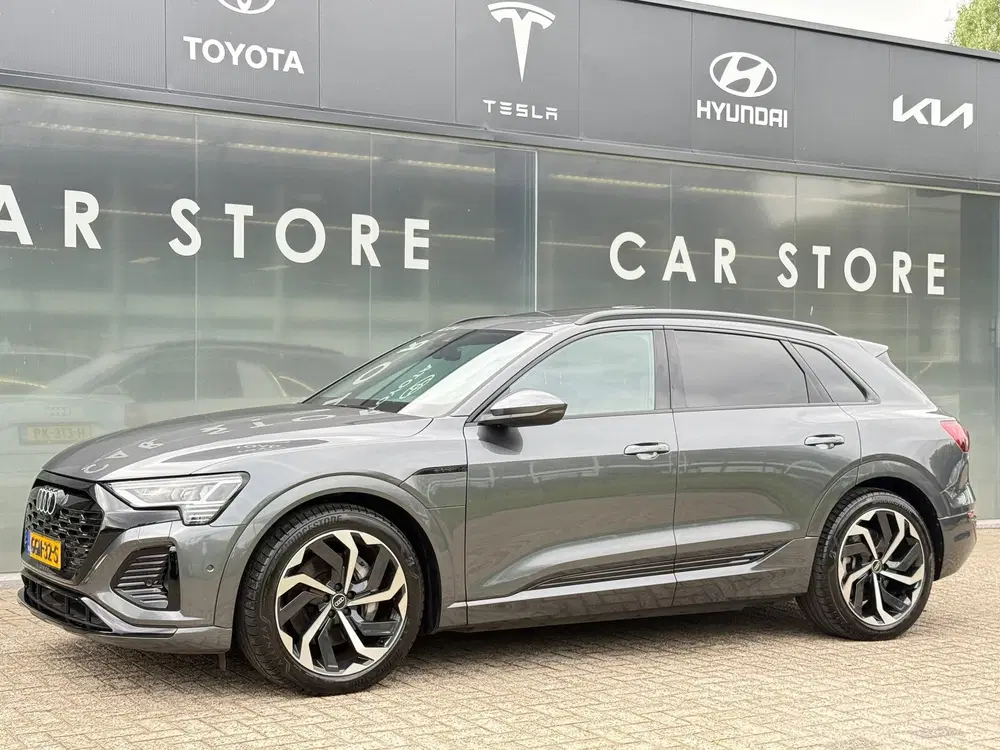 Audi Q8 e-tron S-LINE QUATRRO 95 kWh 94% PANO uit 2024, foto 7