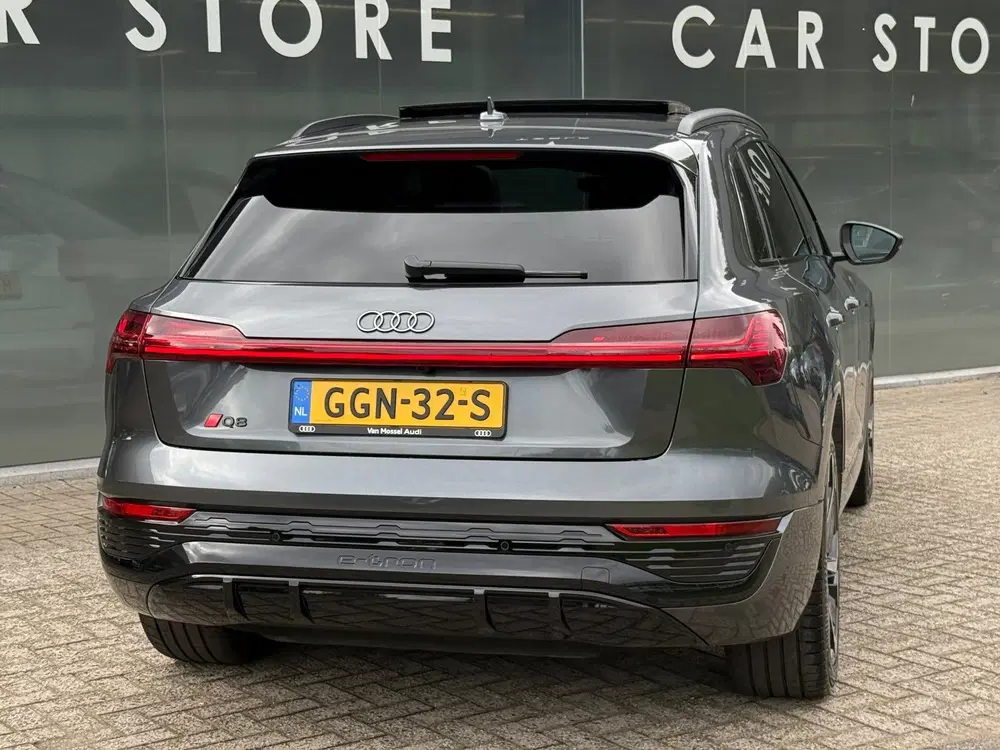 Audi Q8 e-tron S-LINE QUATRRO 95 kWh 94% PANO uit 2024, foto 9