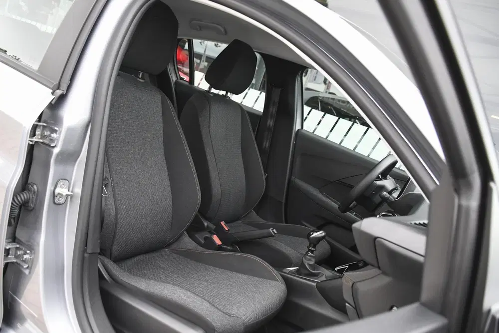 Peugeot 208 1.2 100 Active 100PK uit 2025, foto 12