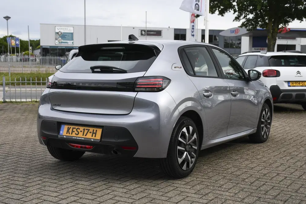 Peugeot 208 1.2 100 Active 100PK uit 2025, foto 7