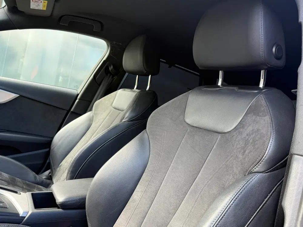 Audi A4 35 TFSI S-Line Sportstoelen uit 2020, foto 11