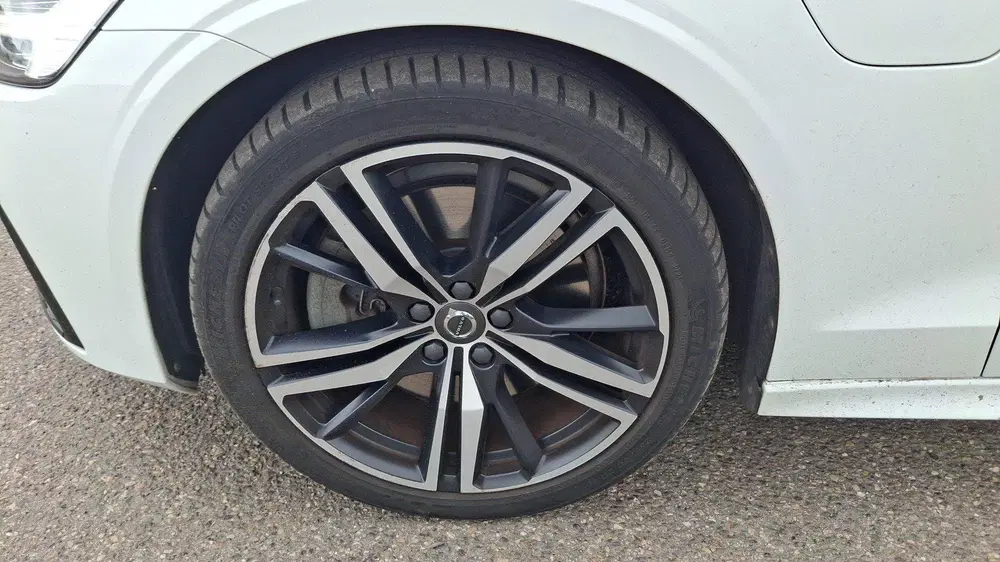 Volvo S60 Recharge T6 AWD R-Design uit 2021, foto 11