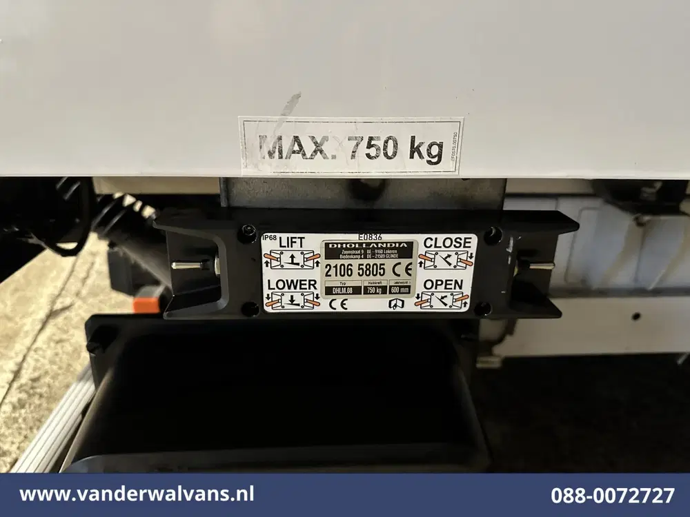Peugeot Boxer 2.2 BlueHDi 141pk Bakwagen 436cm Lang Laad uit 2022, foto 13