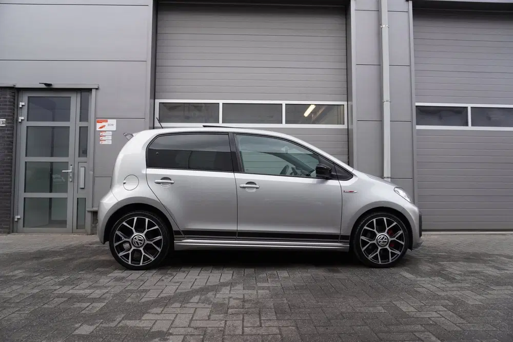 Volkswagen up! 1.0 TSI GTI uit 2019, foto 10