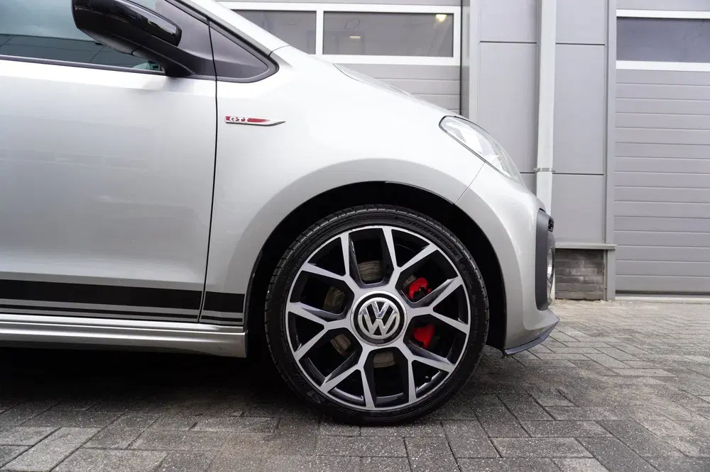 Volkswagen up! 1.0 TSI GTI uit 2019, foto 11