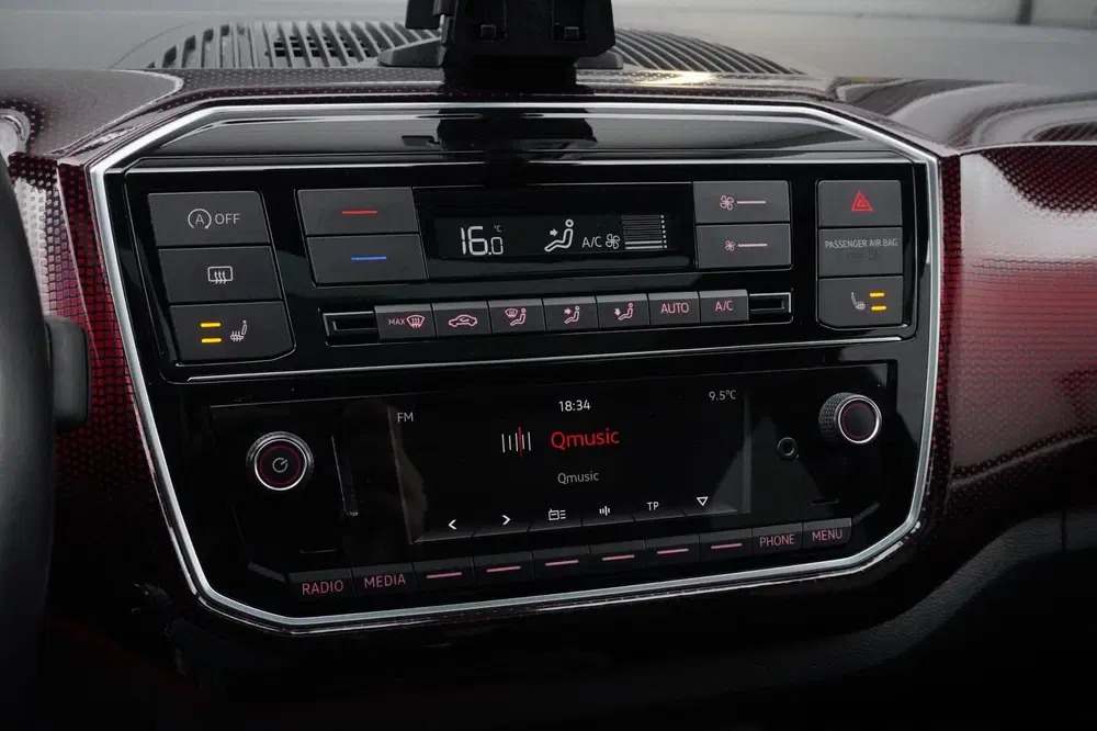 Volkswagen up! 1.0 TSI GTI uit 2019, foto 14