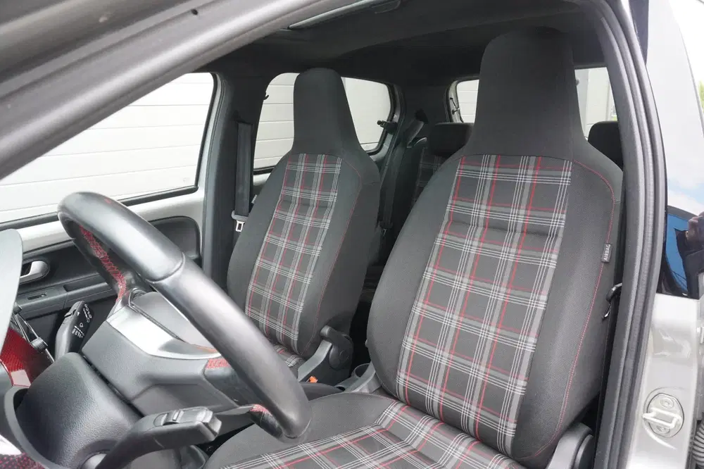 Volkswagen up! 1.0 TSI GTI uit 2019, foto 4