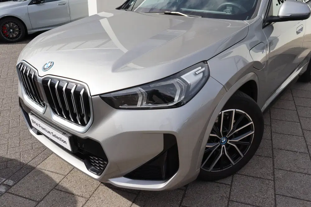 BMW X1 xDrive25e M Sport Automaat uit 2024, foto 2