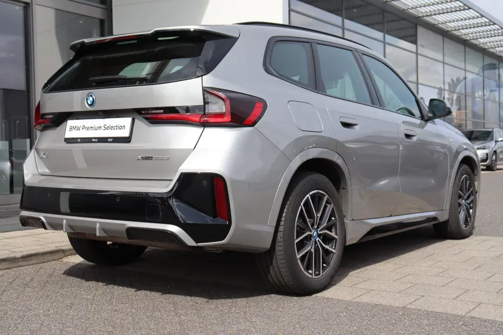 BMW X1 xDrive25e M Sport Automaat uit 2024, foto 8
