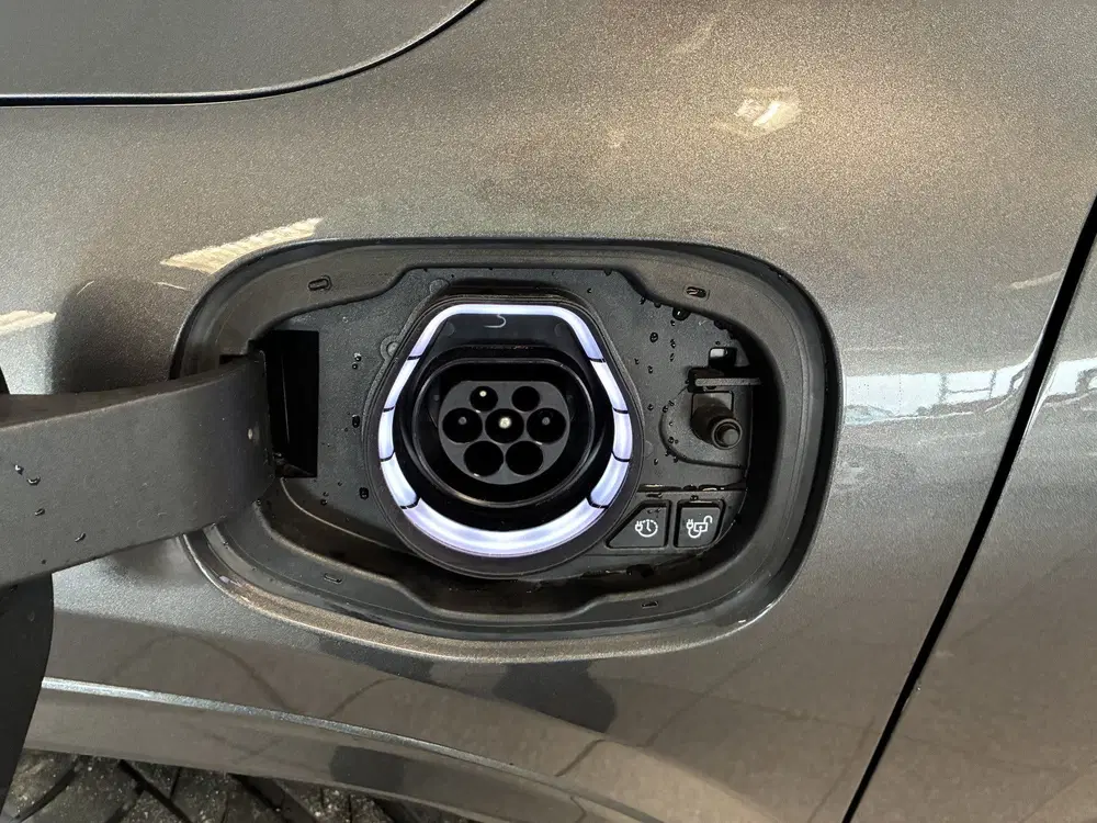 Ford Kuga 2.5 PHEV ST-Line X Bomvol pano-elektr.trek uit 2026, foto 6