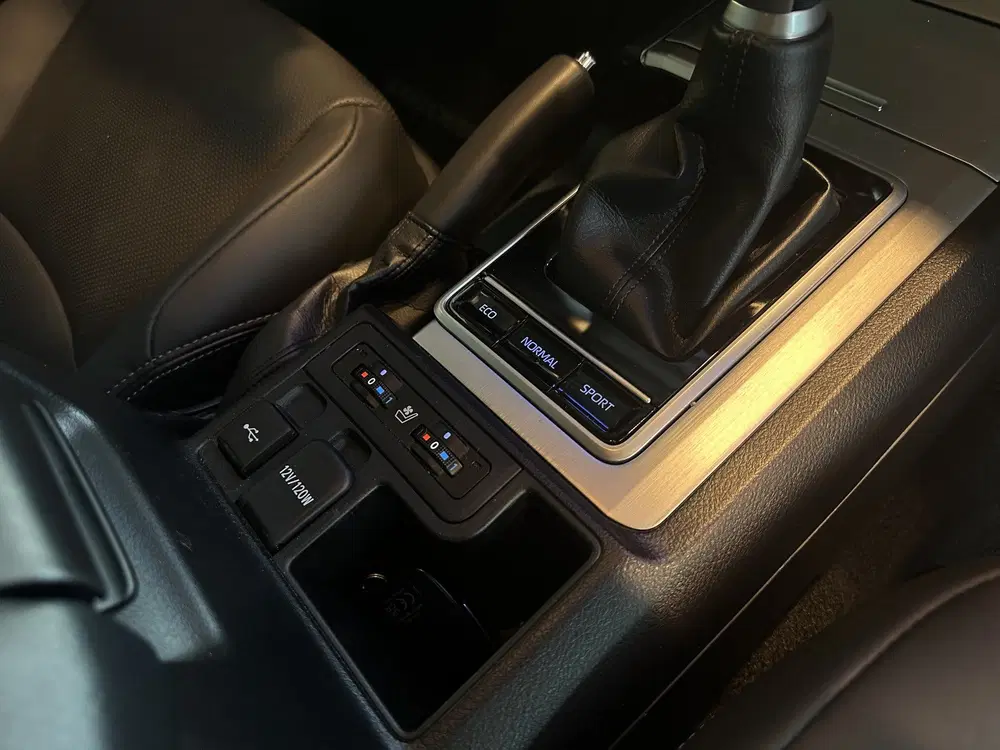 Toyota Land Cruiser 2.8 D-4D-F Professional uit 2024, foto 12