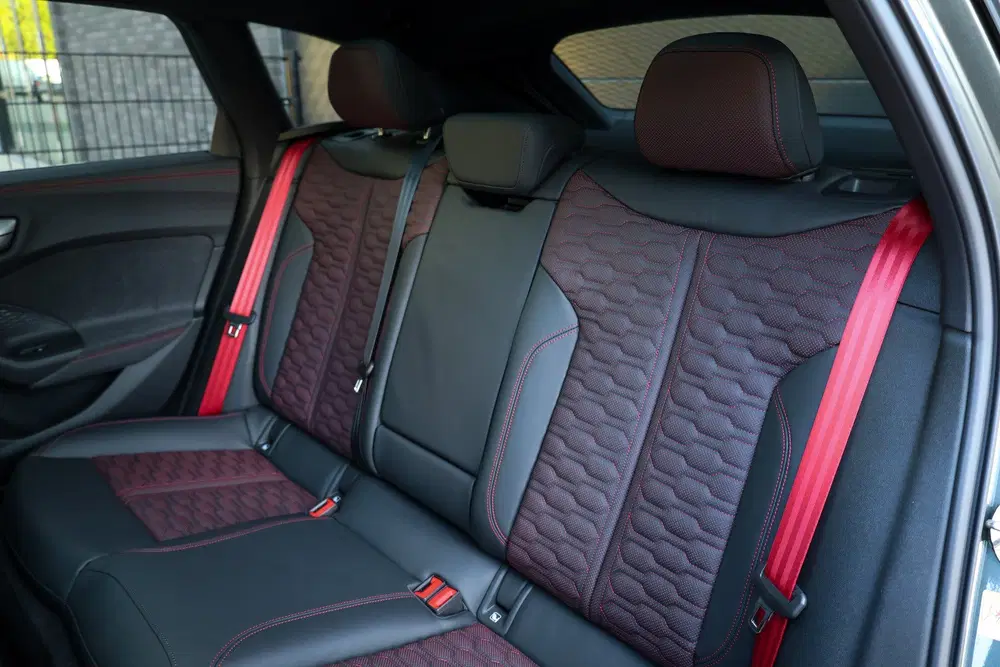 Audi RS5 RS5 Avant RS 5 e-hybrid quattro uit 2026, foto 7