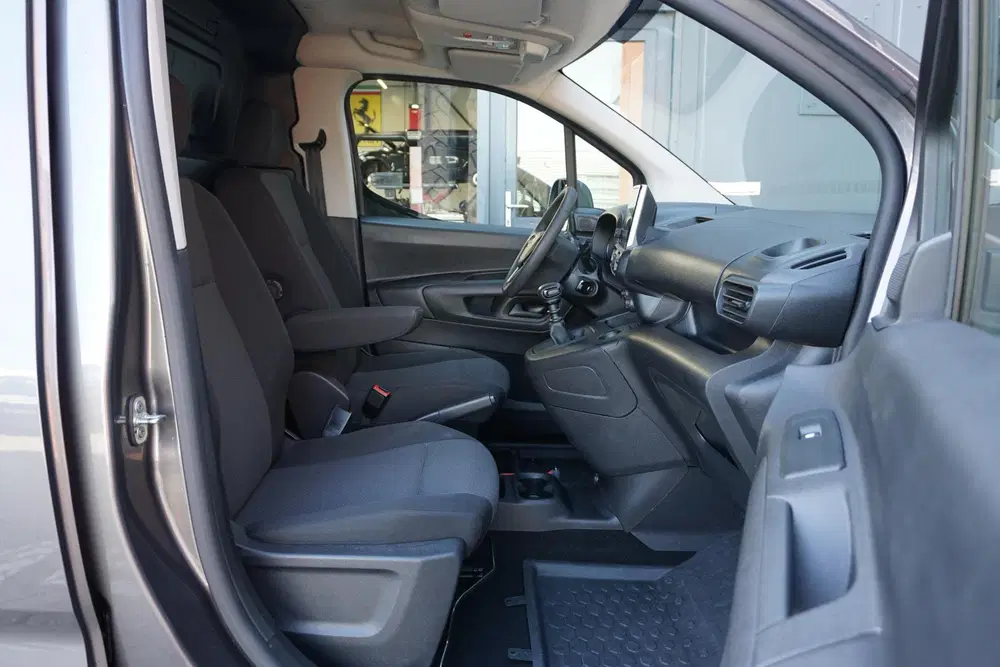 Opel Combo 1.2 Turbo L1H1 Edition *MARGE* + APPLE CAR uit 2020, foto 10