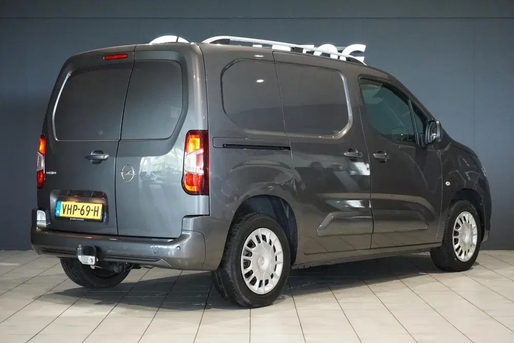 Opel Combo 1.2 Turbo L1H1 Edition *MARGE* + APPLE CAR uit 2020, foto 2