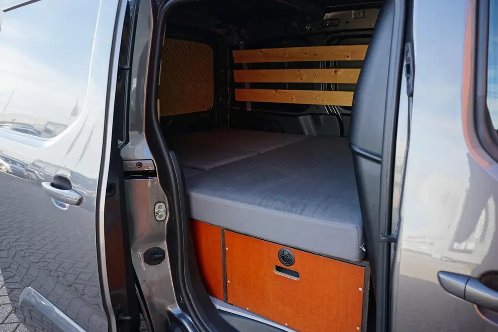 Opel Combo 1.2 Turbo L1H1 Edition *MARGE* + APPLE CAR uit 2020, foto 9