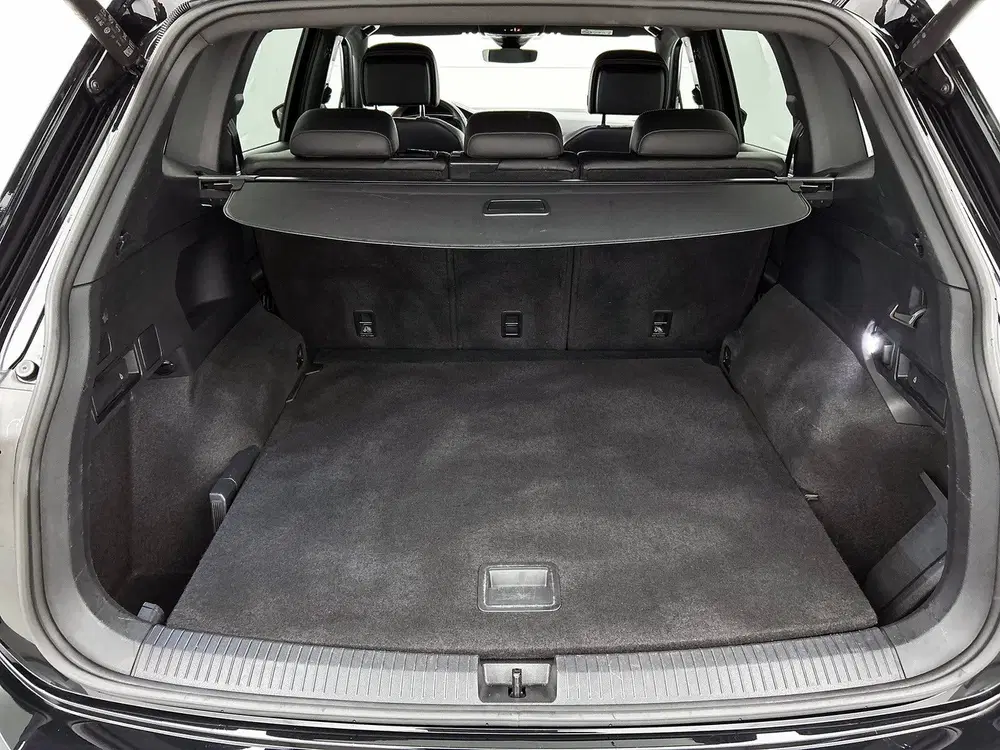 Volkswagen Tiguan Allspace 1.5 TSI R-Line Business uit 2023, foto 15